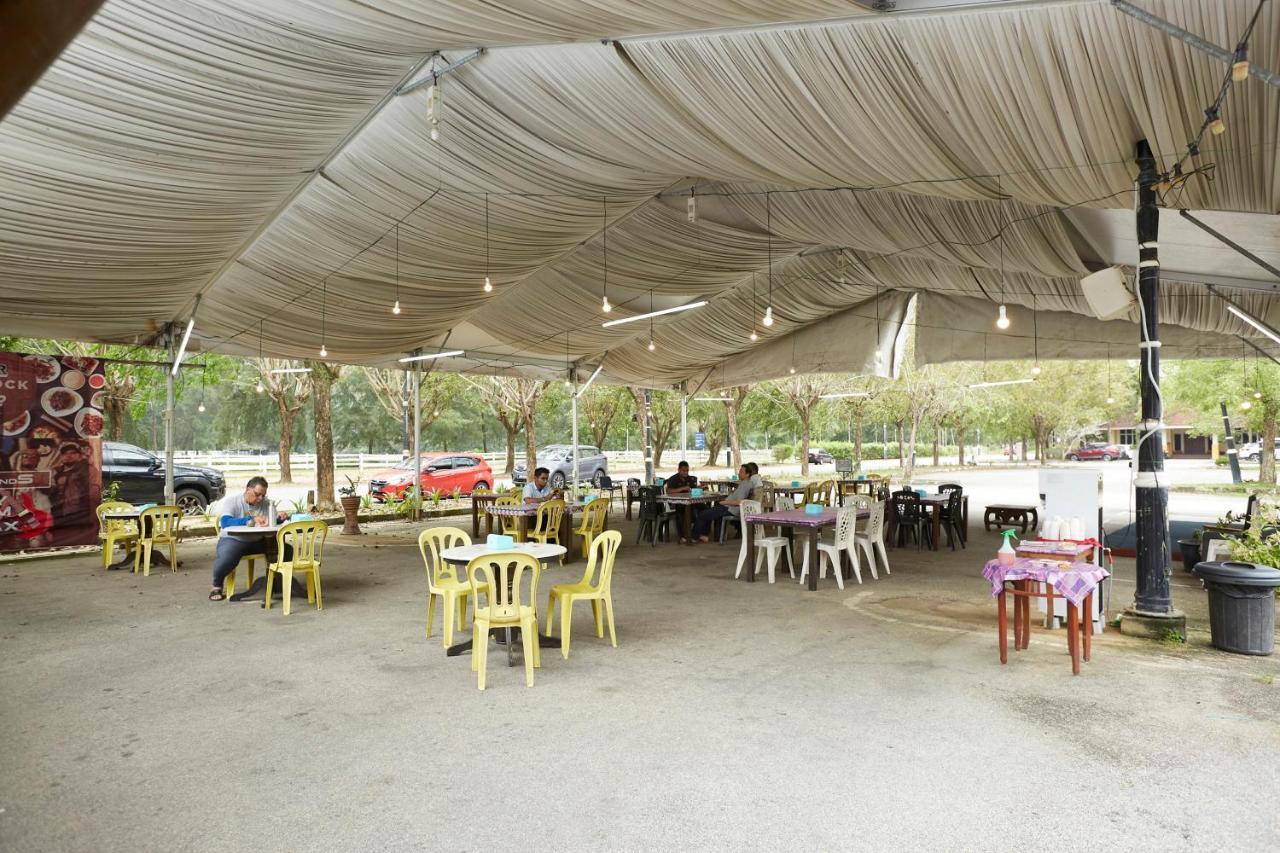 Terengganu Equestrian Resort Kuala Terengganu Esterno foto